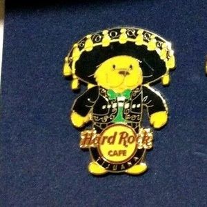 Hard Rock Pin Mariachi Teddy Bear Tijanua 2006